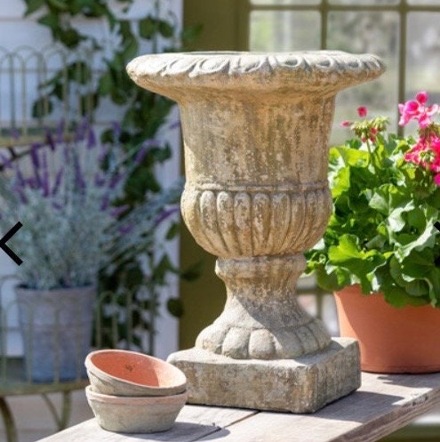 Courtyard Garden Urn with Base